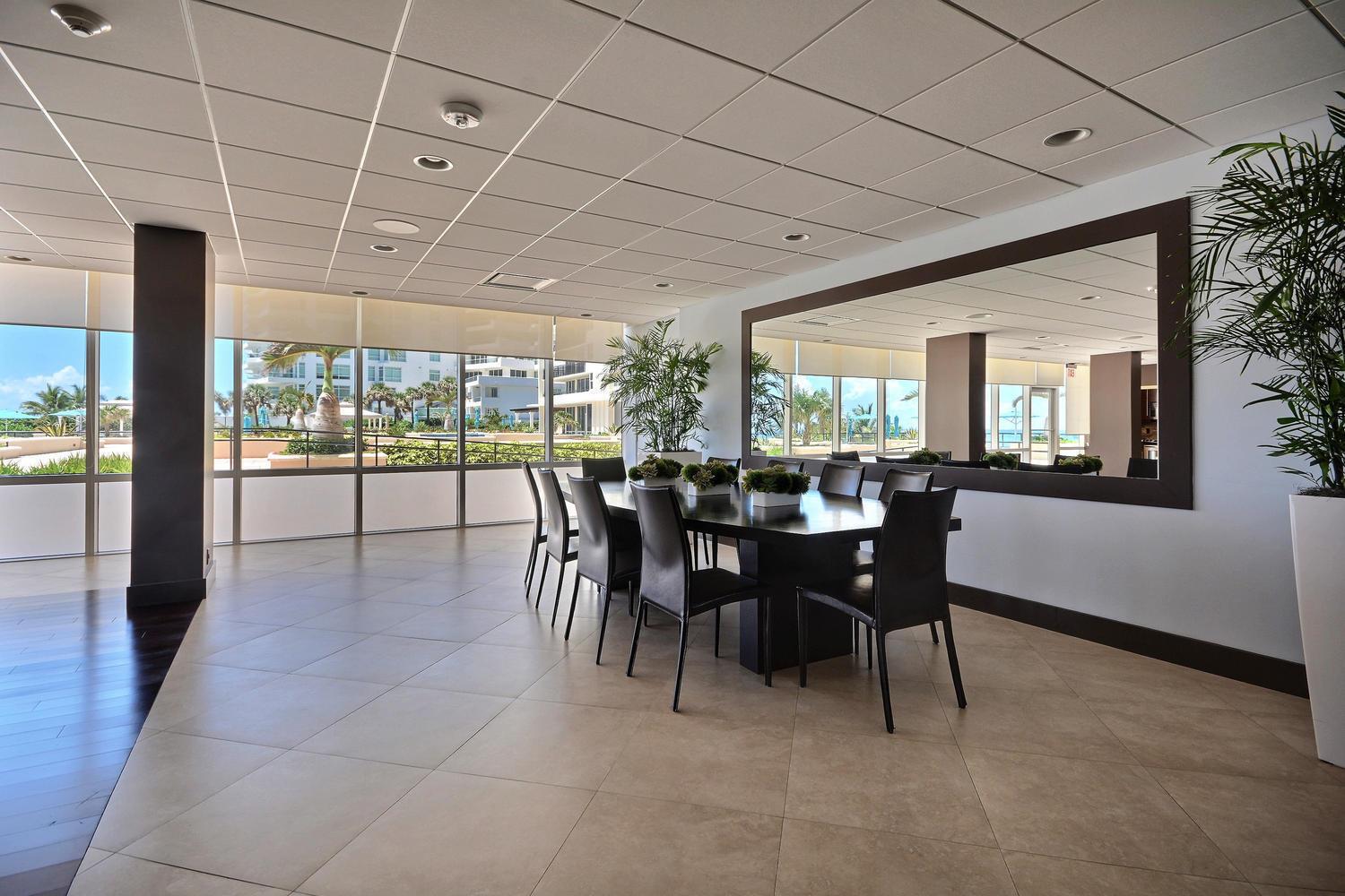 WHITEHALL - Residential