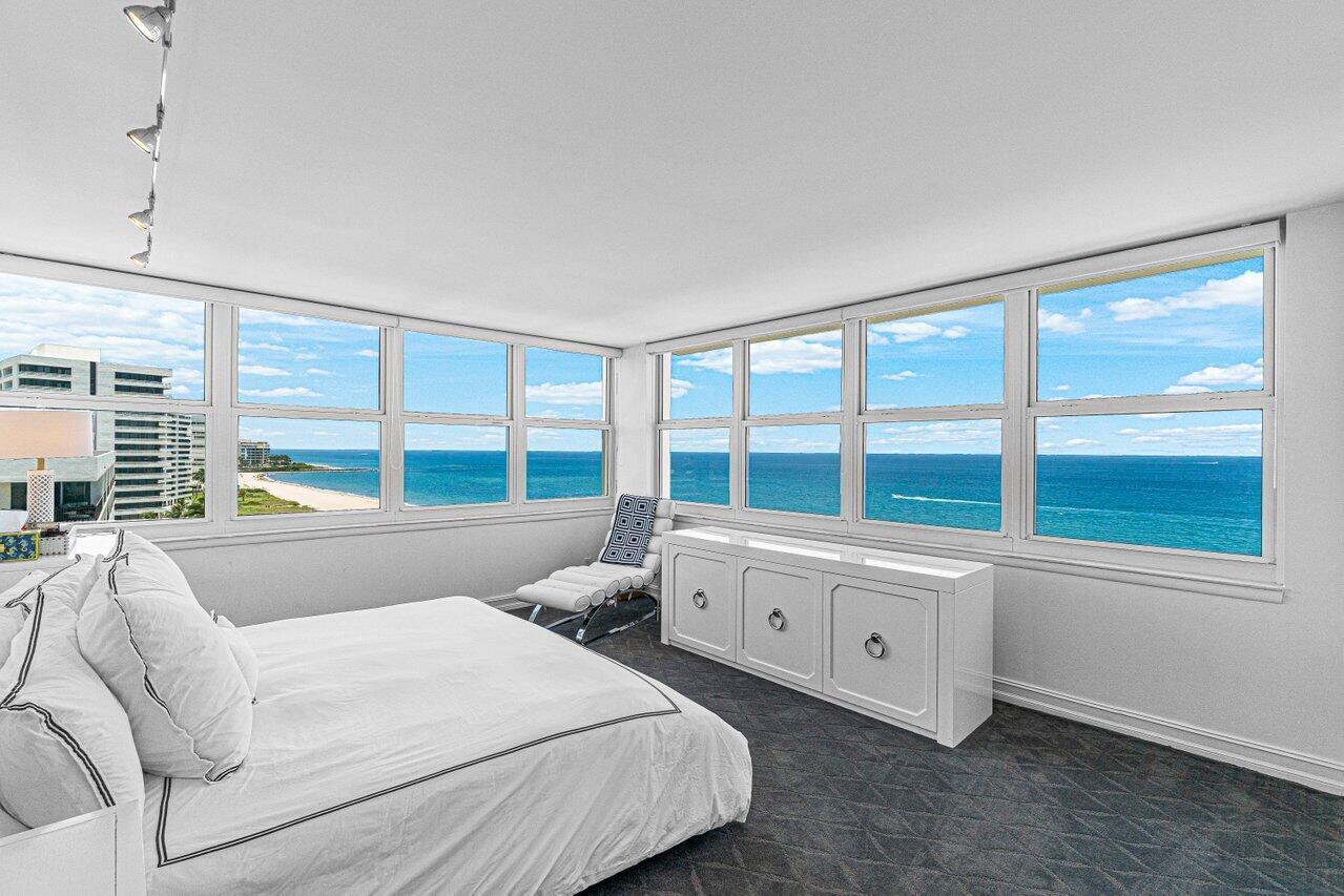 WHITEHALL - Residential