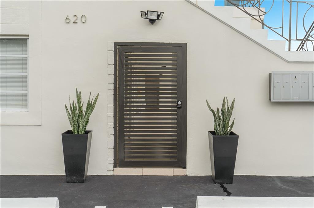 Atlantic Lawns 10-30 B - Residential Lease