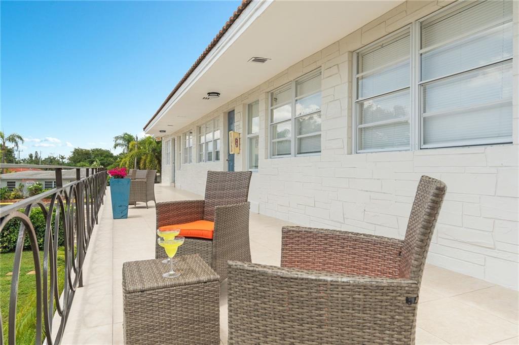 Atlantic Lawns 10-30 B - Residential Lease