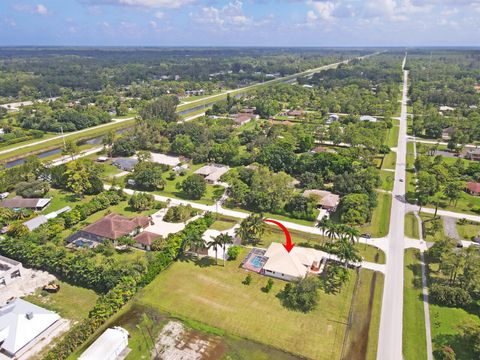 A home in Loxahatchee