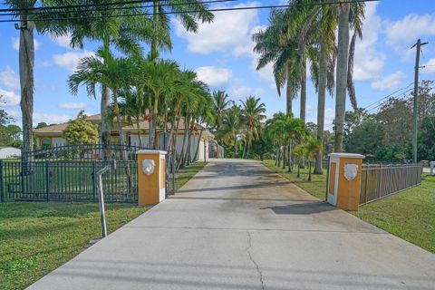 A home in Loxahatchee