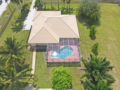 A home in Loxahatchee