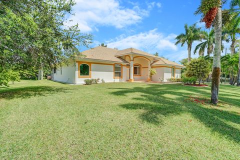 A home in Loxahatchee