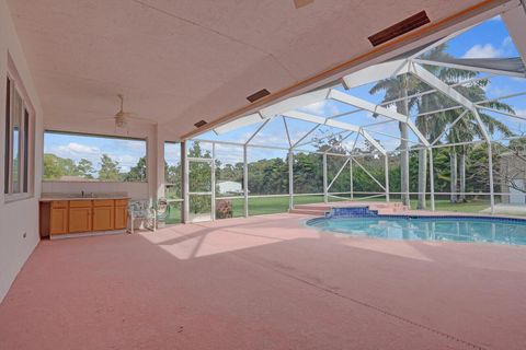 A home in Loxahatchee