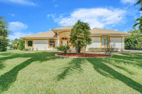 A home in Loxahatchee