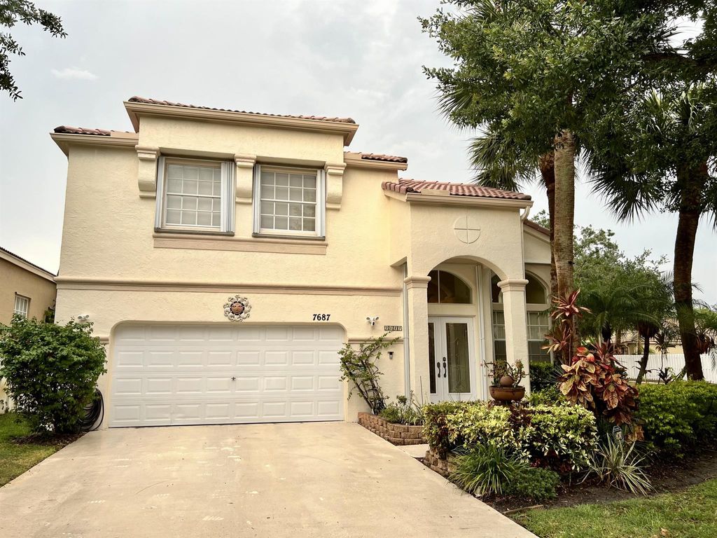 Photo of 7687 Great Oak Drive, Lake Worth, FL 33467 (MLS # R10993960)
