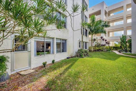 A home in Lake Worth