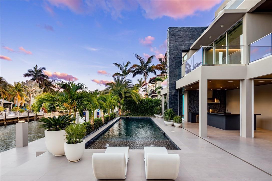 STILWELL ISLES - Residential