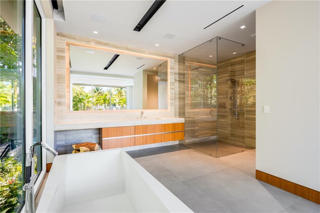 STILWELL ISLES - Residential