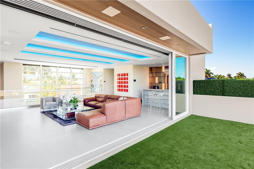 STILWELL ISLES - Residential