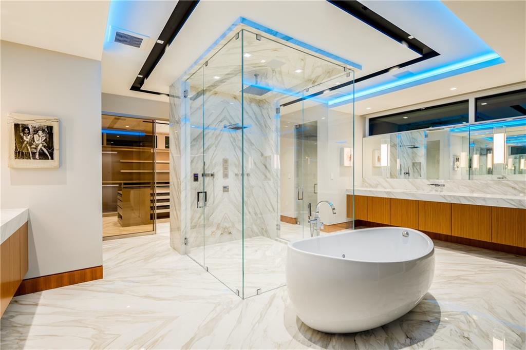 STILWELL ISLES - Residential