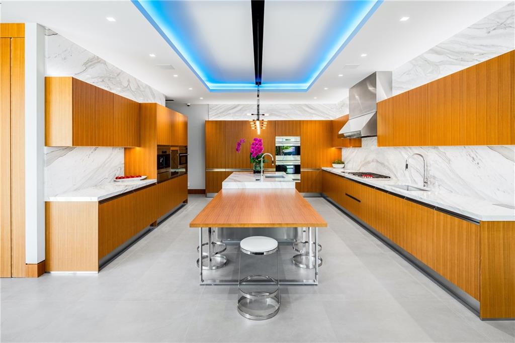 STILWELL ISLES - Residential