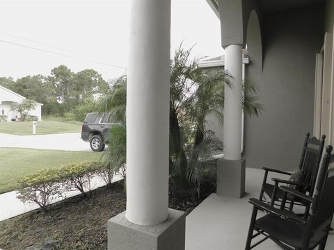 A home in Port Saint Lucie