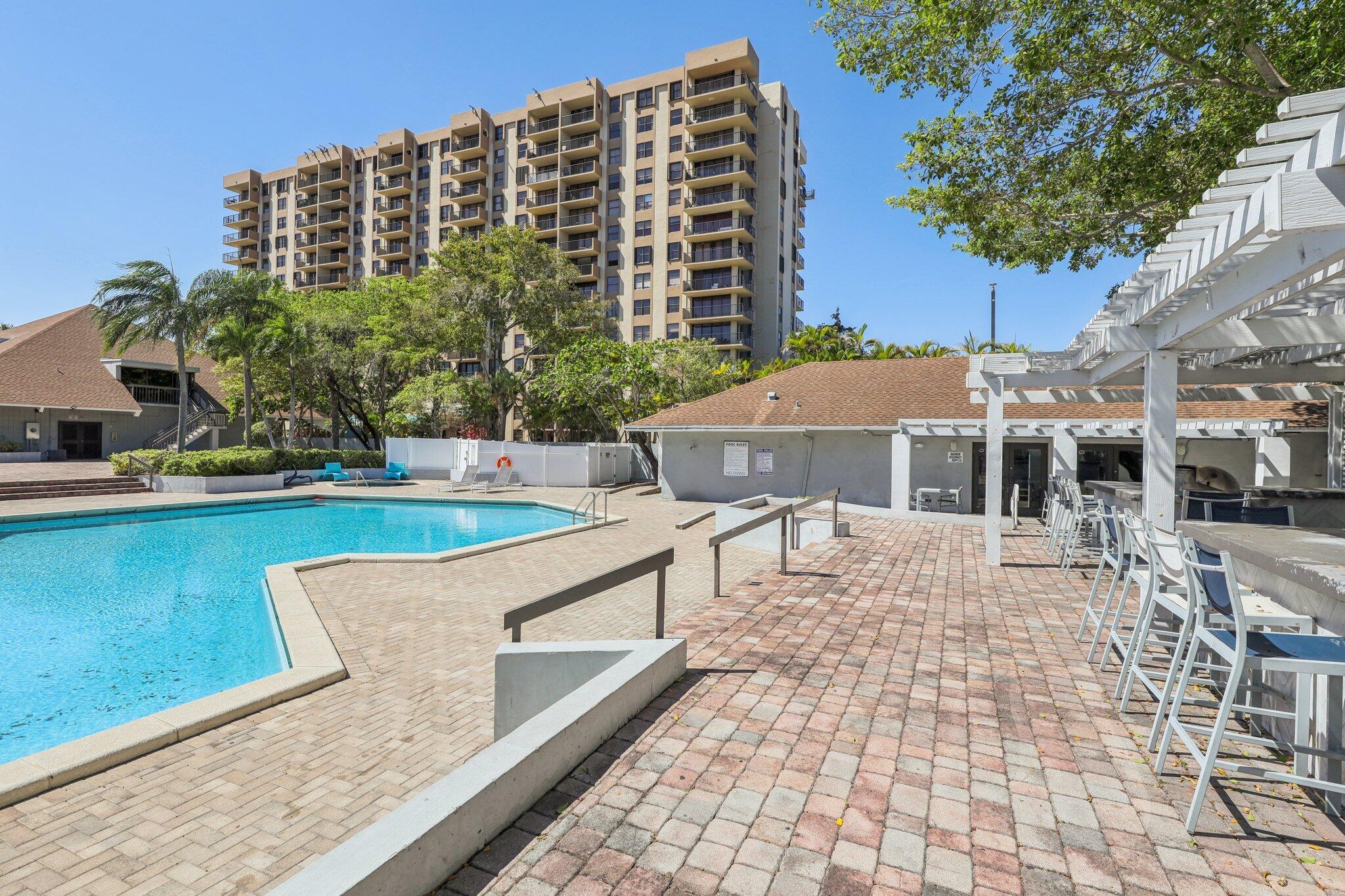 GREENWICH PH I CONDO - Residential