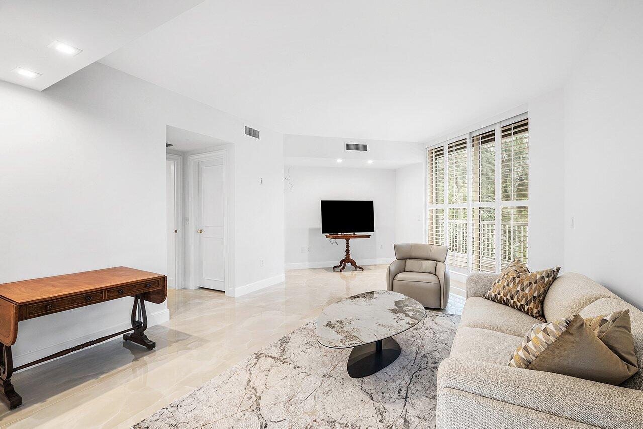 FAIRWAY POINT CONDO - Residential