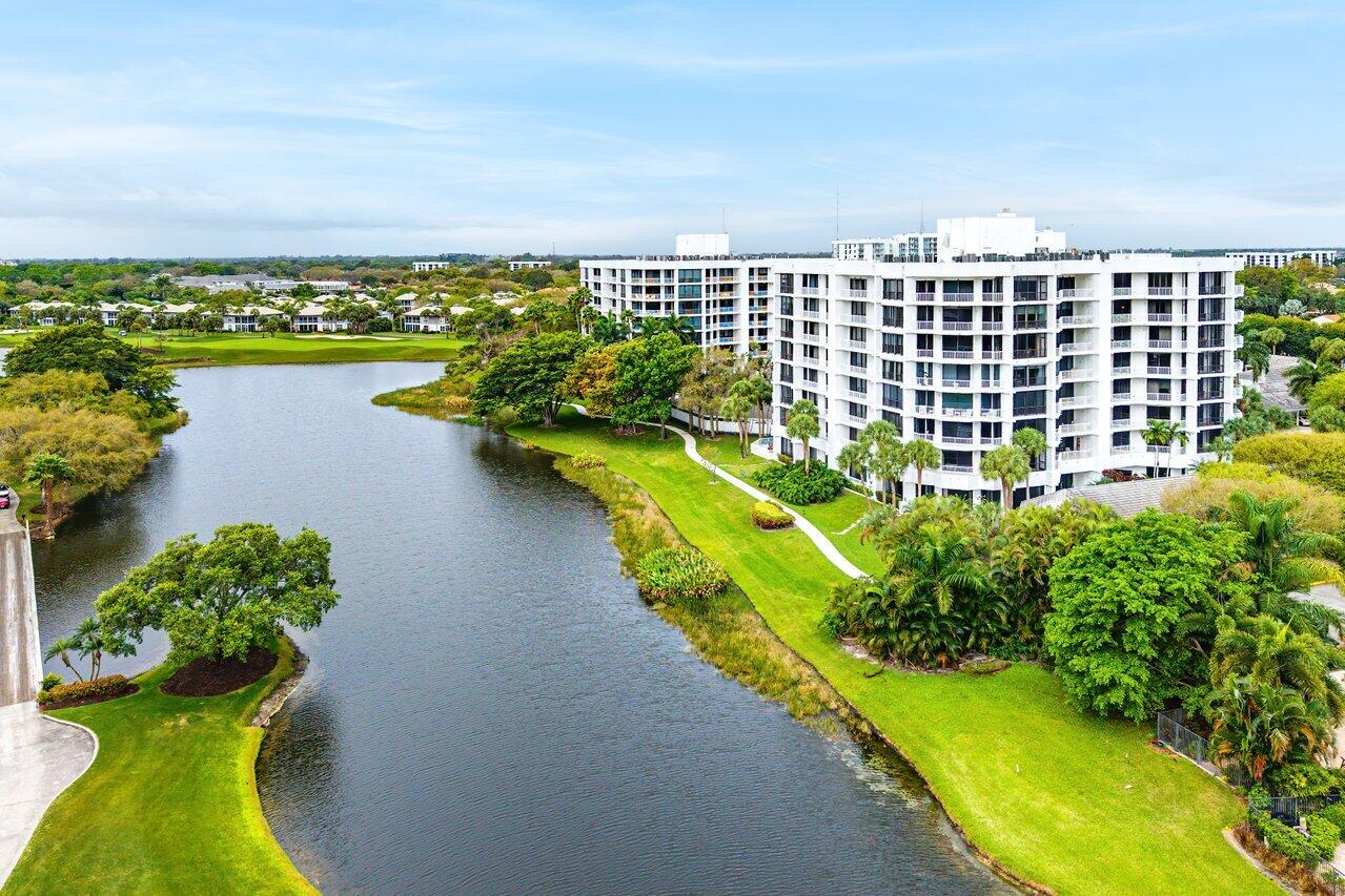 FAIRWAY POINT CONDO - Residential