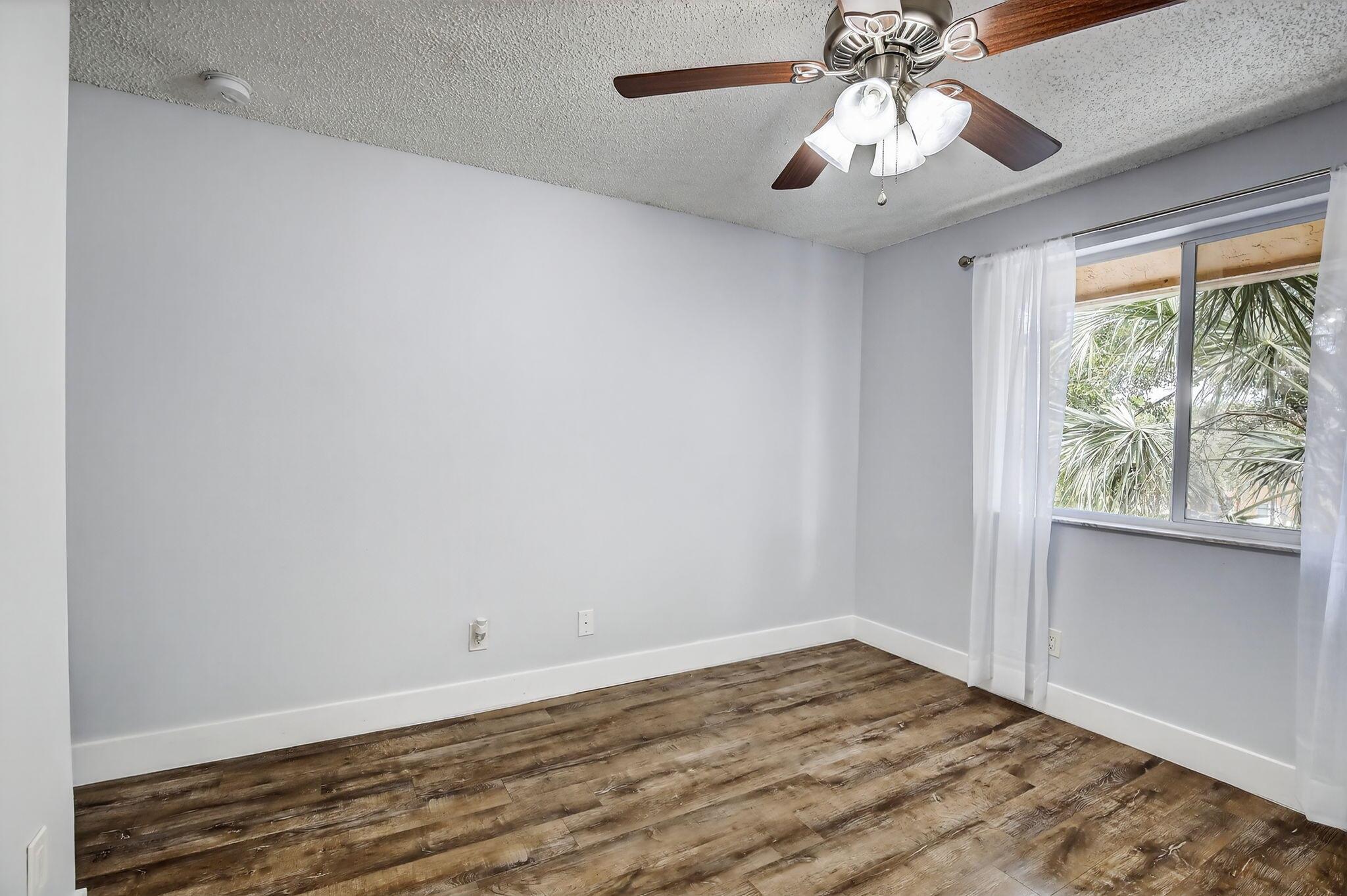 THE COLONNADES CONDO - Residential