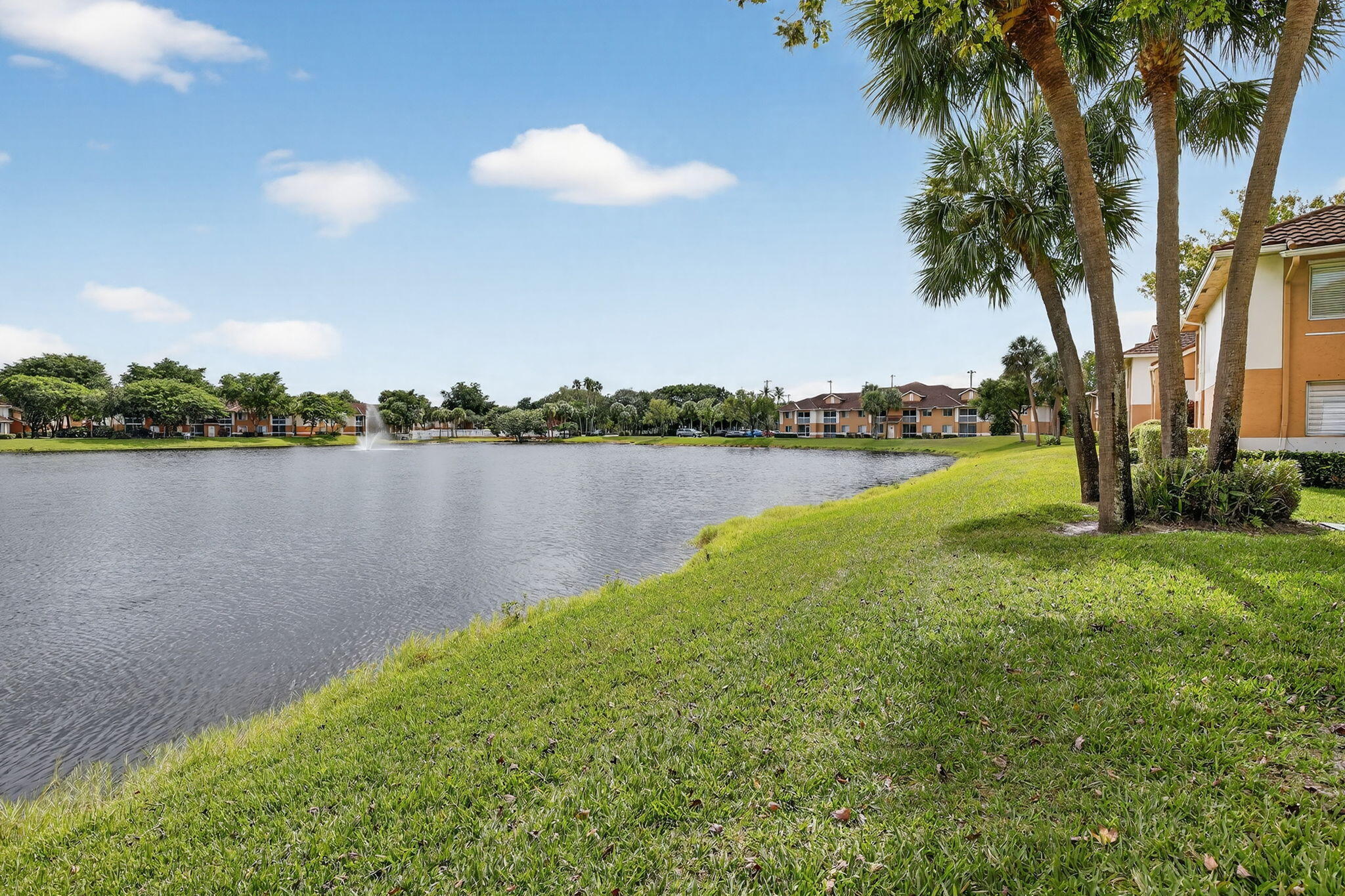 THE COLONNADES CONDO - Residential