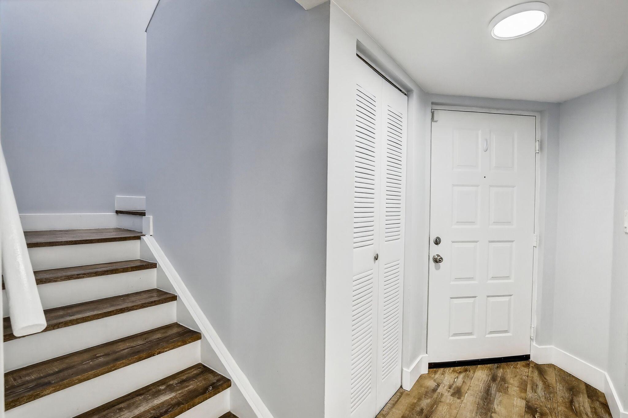 THE COLONNADES CONDO - Residential