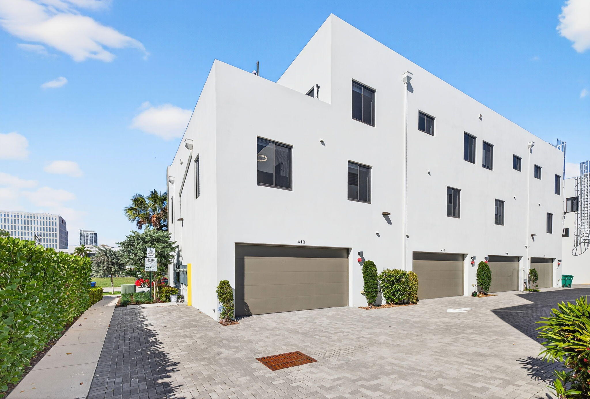 CROISSANT PARK - Residential