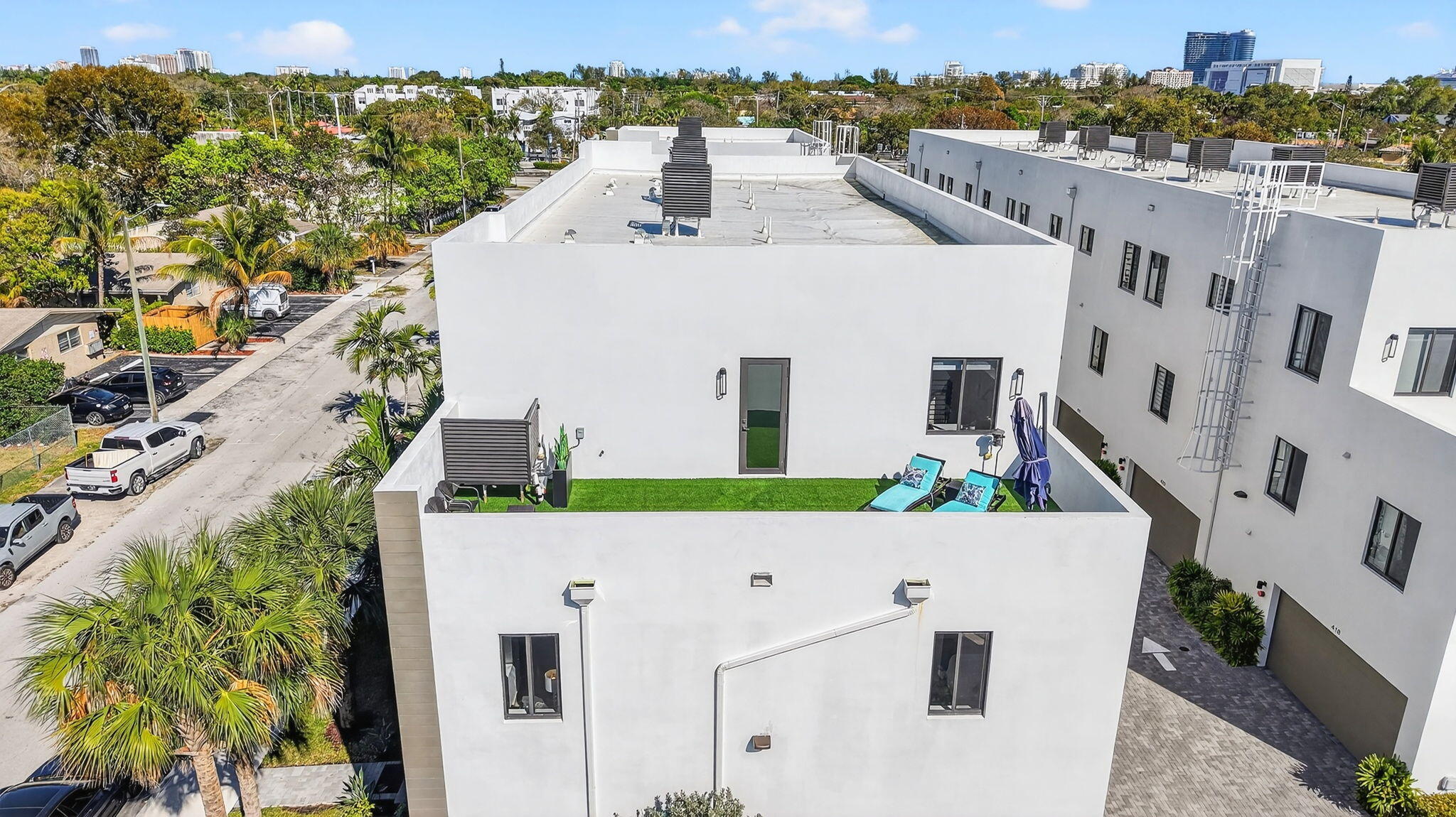 CROISSANT PARK - Residential