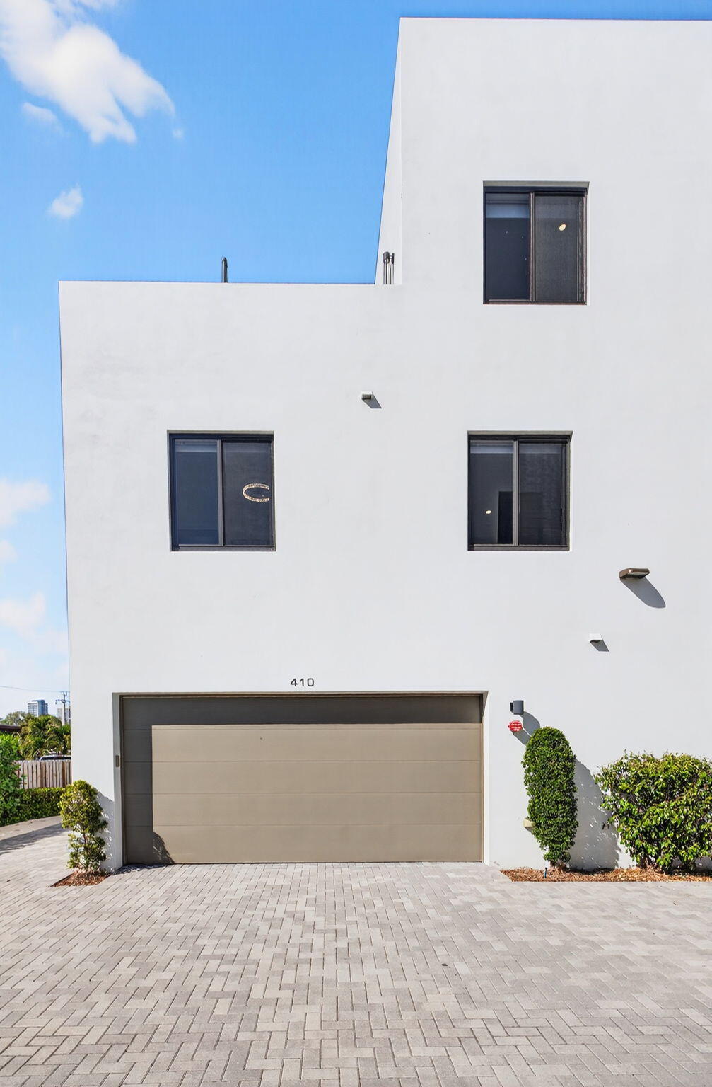 CROISSANT PARK - Residential