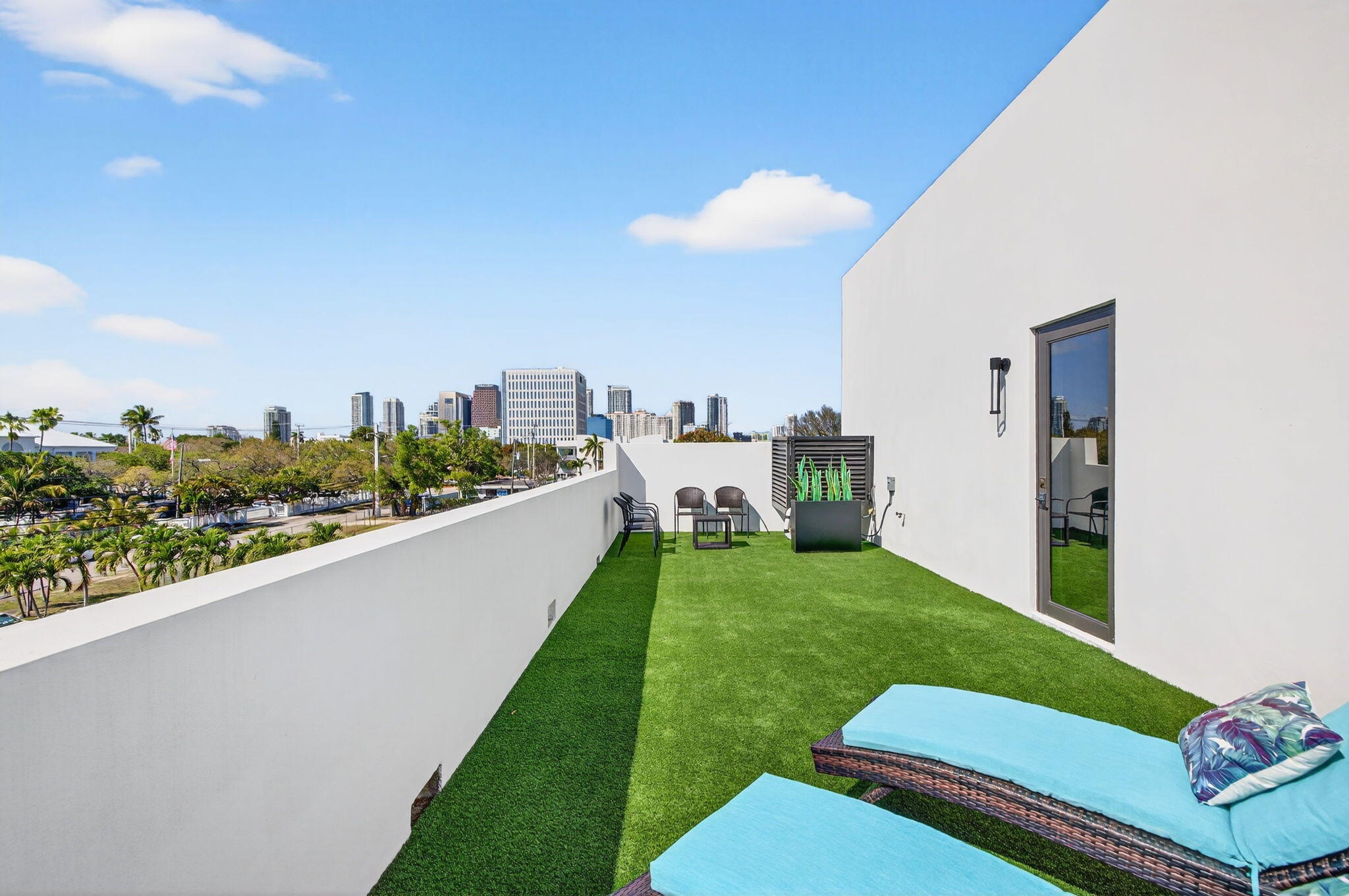 CROISSANT PARK - Residential