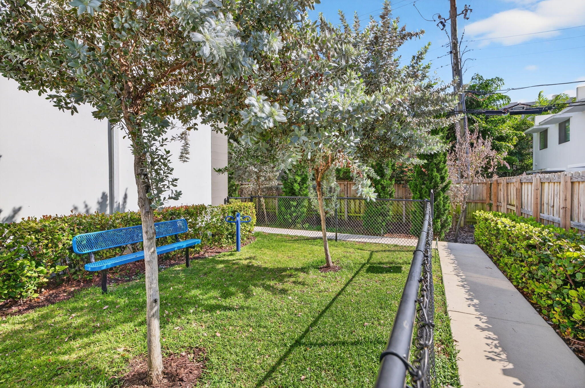 CROISSANT PARK - Residential