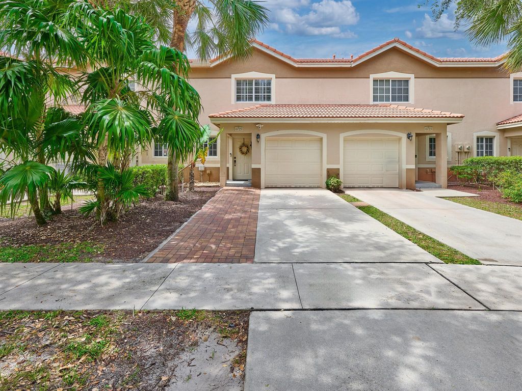 Photo of 6725 Old Farm Trail, Boynton Beach, FL 33437 (MLS # R11104415)