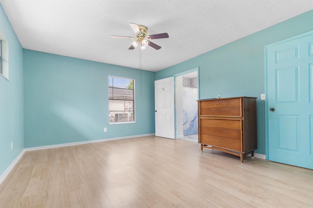 Photo of 351 SW Duval Avenue SW, Port Saint Lucie, FL 34953 (MLS # R10986125)