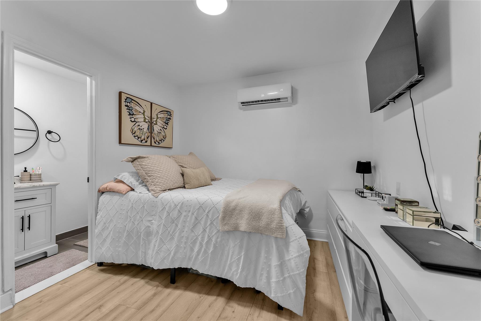 SANDALFOOT COVE SECTION 2 - Residential