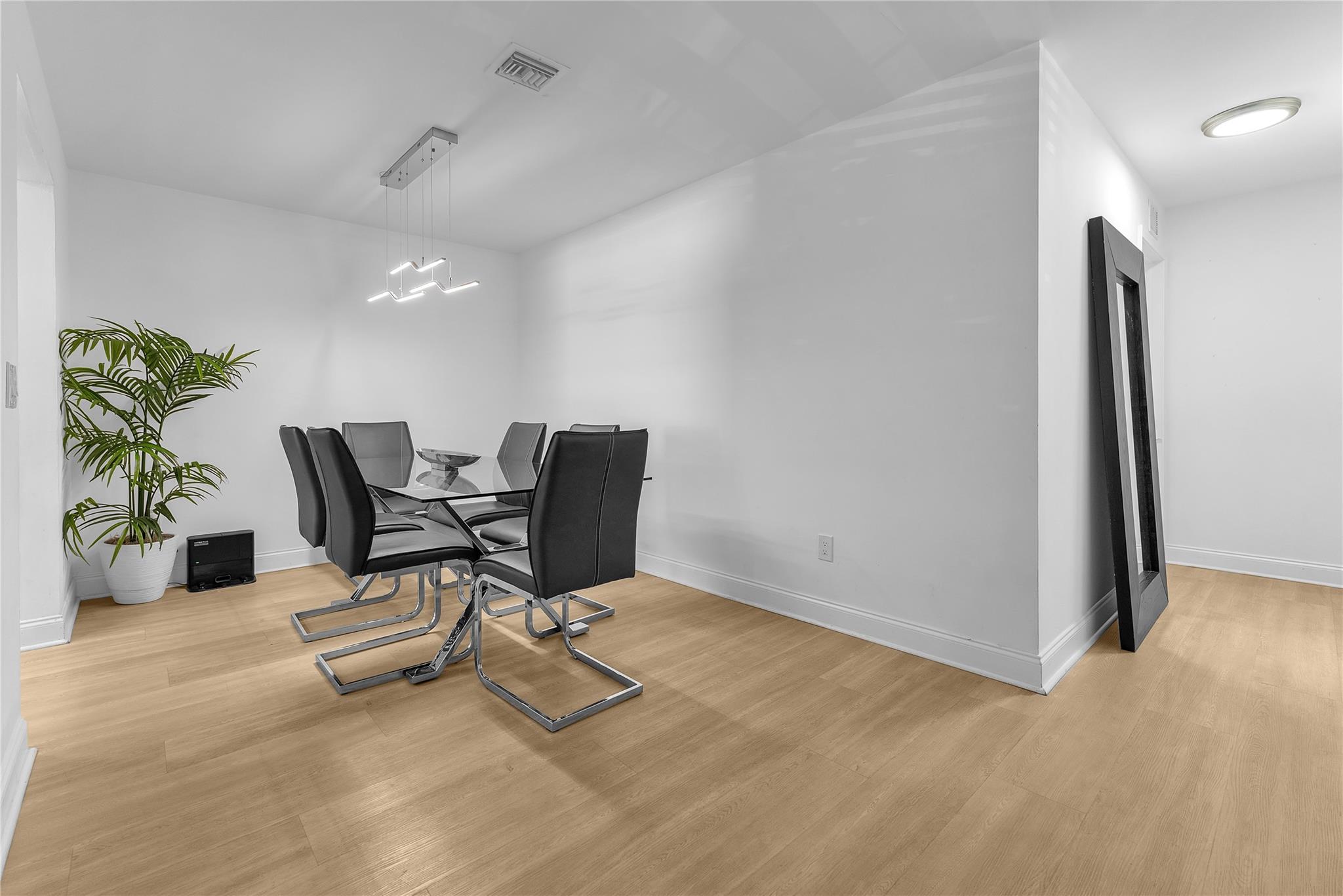 SANDALFOOT COVE SECTION 2 - Residential