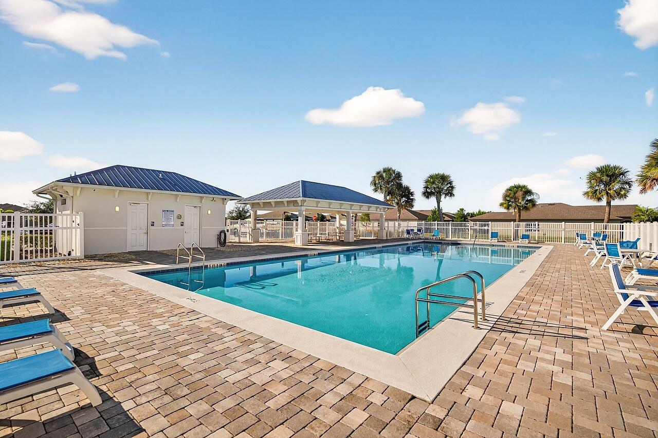 CELEBRATION POINTE - Residential