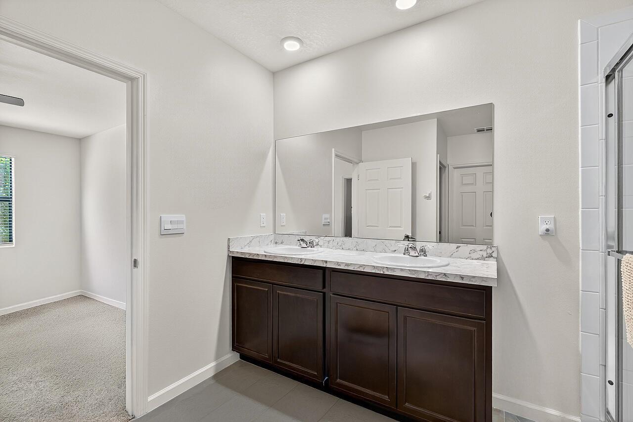 CELEBRATION POINTE - Residential