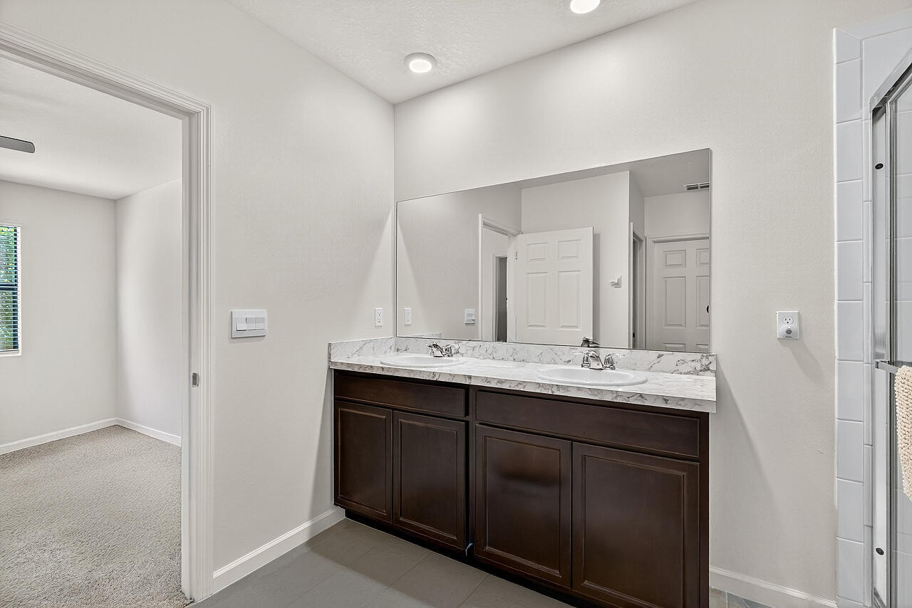 CELEBRATION POINTE - Residential