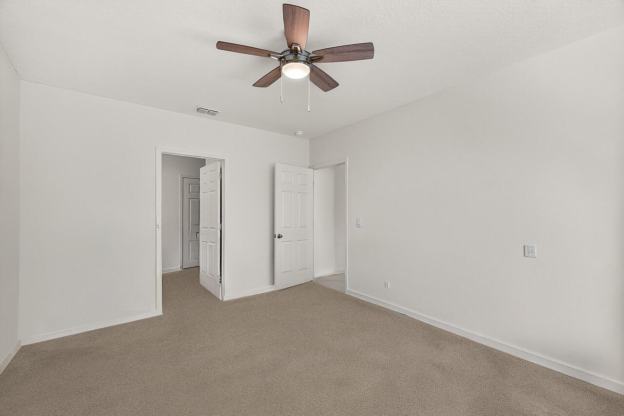 CELEBRATION POINTE - Residential