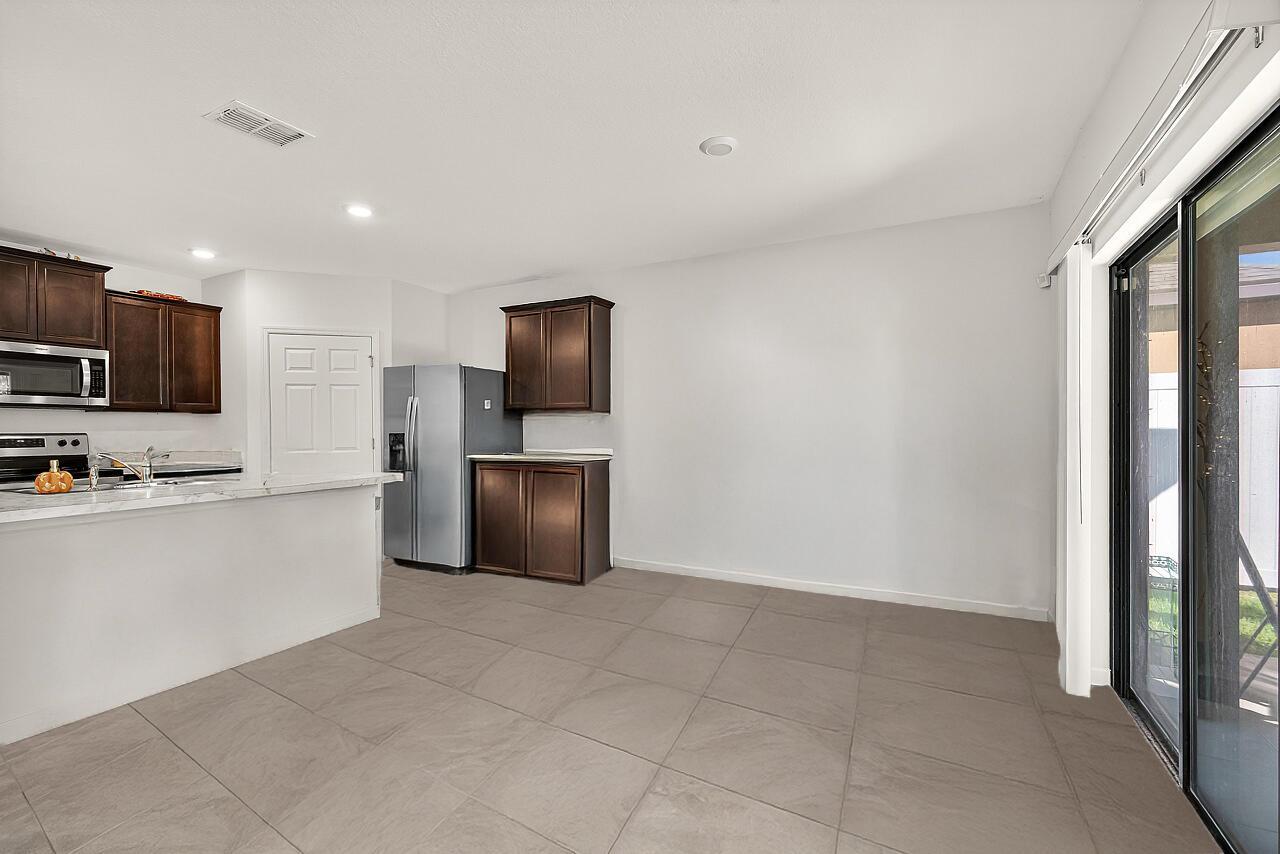 CELEBRATION POINTE - Residential