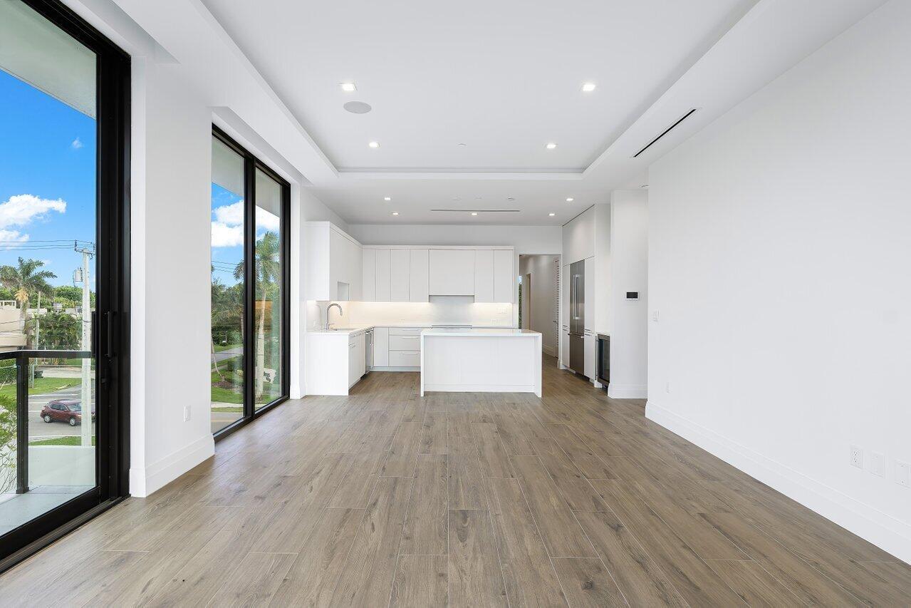 1177 MODERNE - Residential