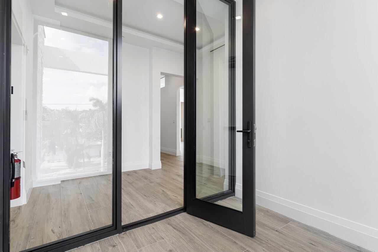 1177 MODERNE - Residential