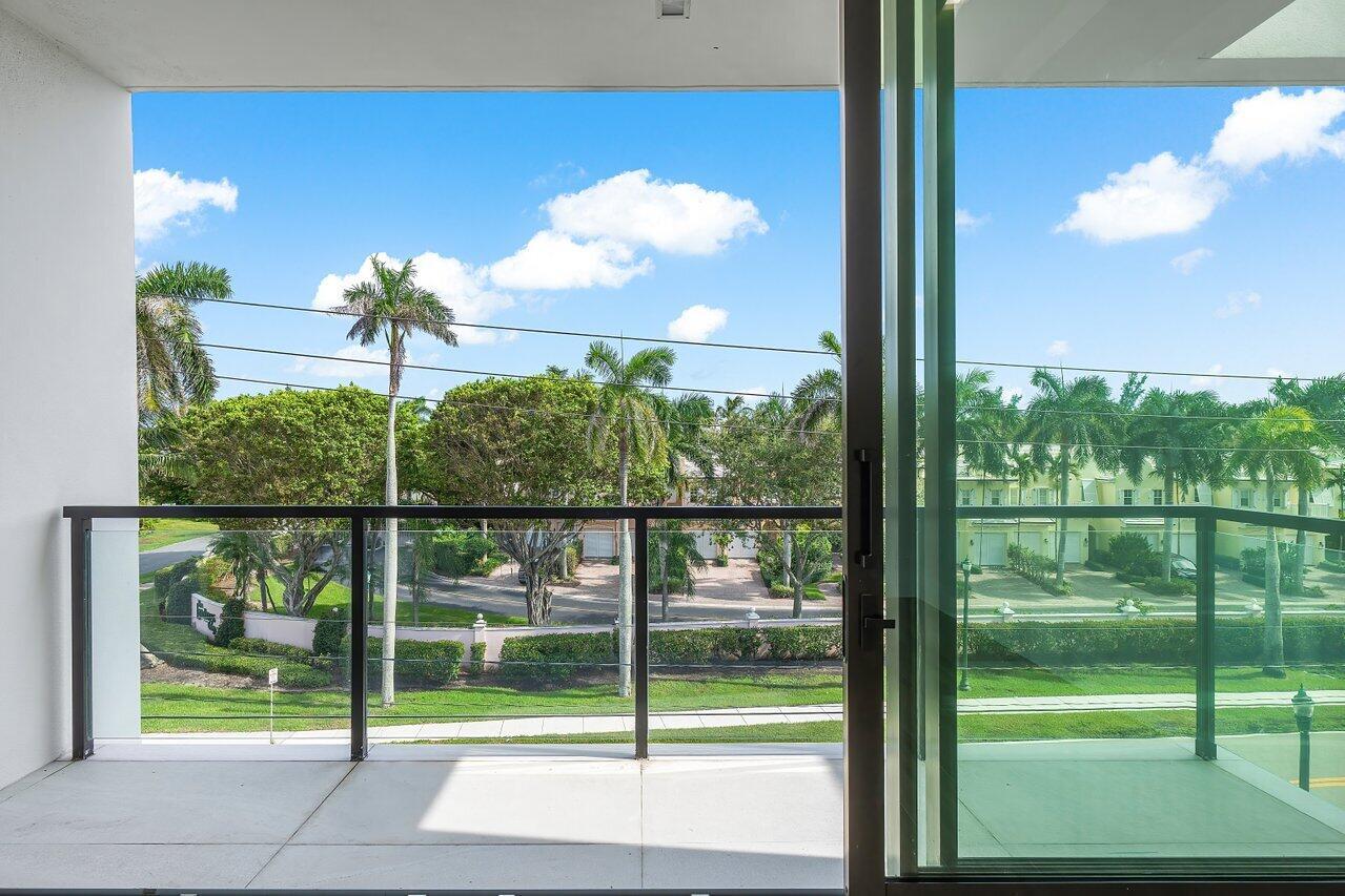 1177 MODERNE - Residential