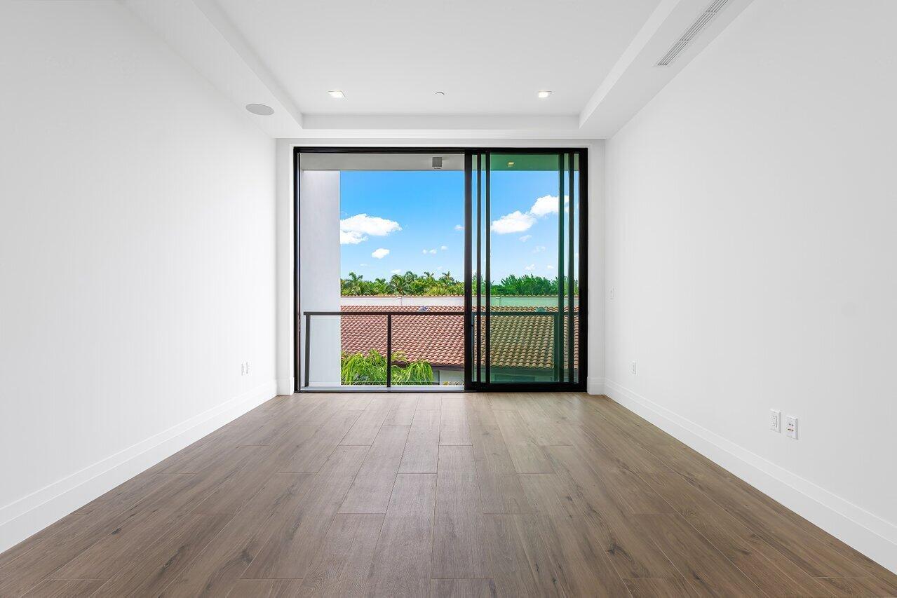 1177 MODERNE - Residential