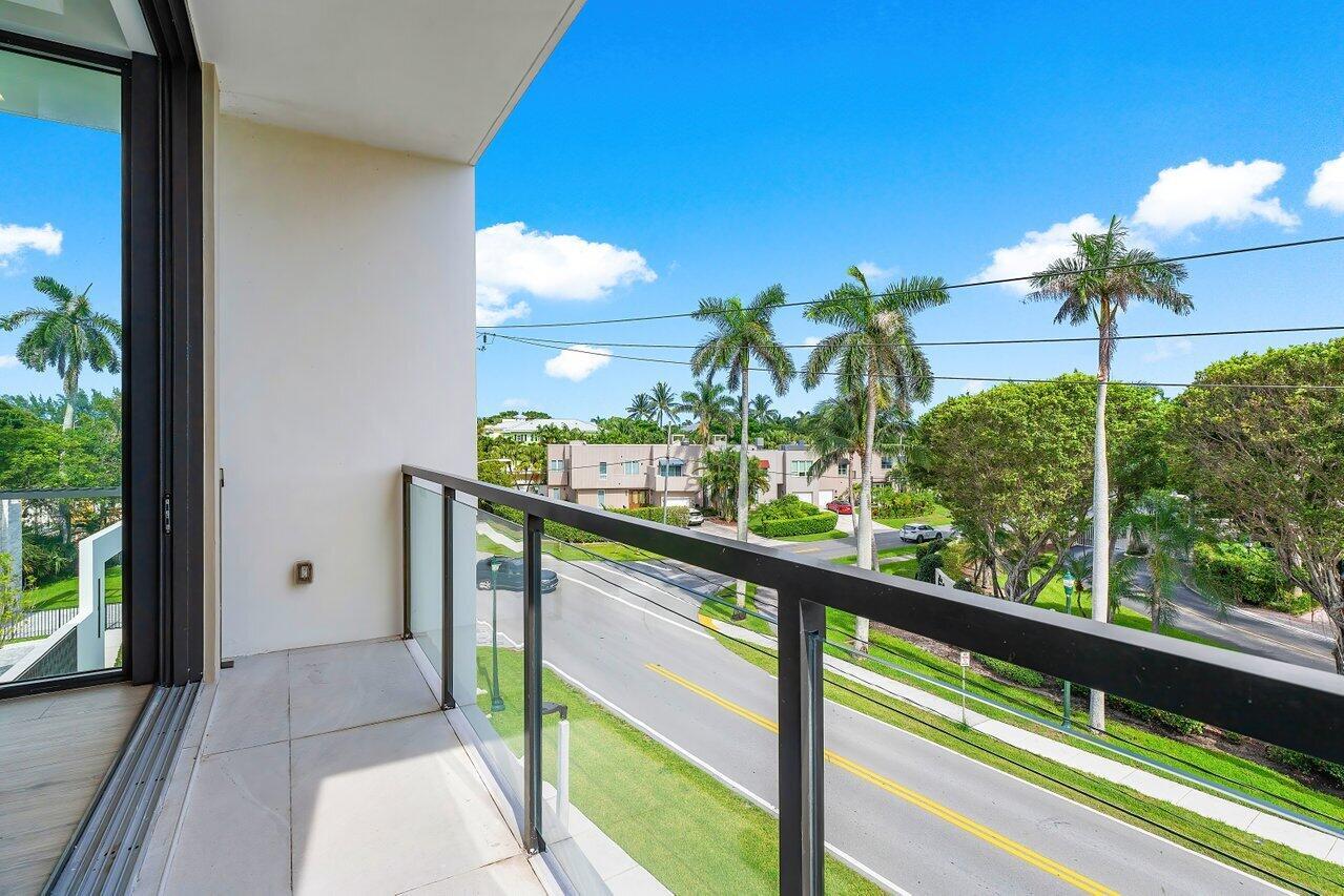 1177 MODERNE - Residential