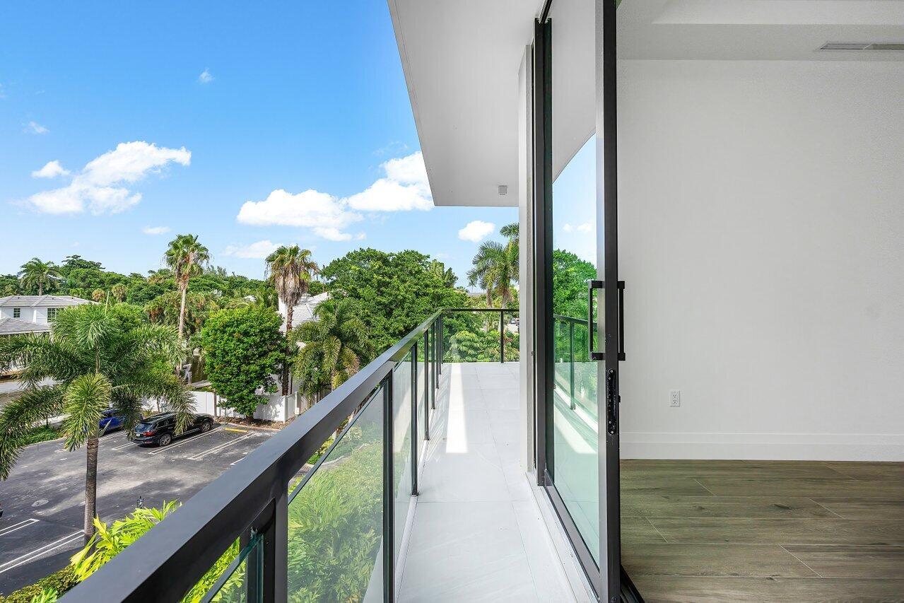 1177 MODERNE - Residential