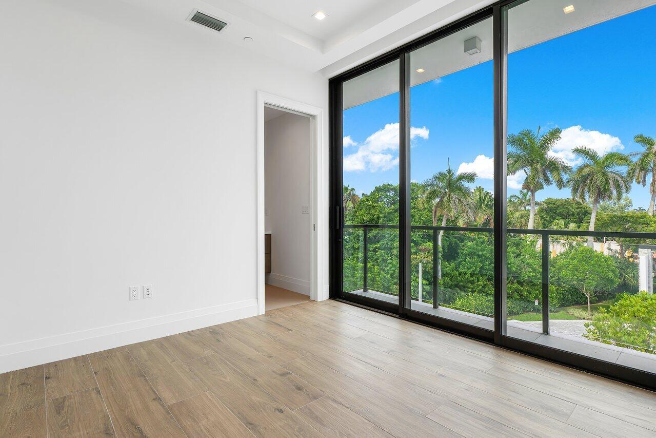 1177 MODERNE - Residential