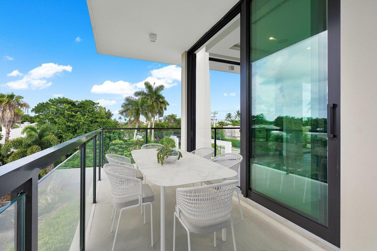 1177 MODERNE - Residential