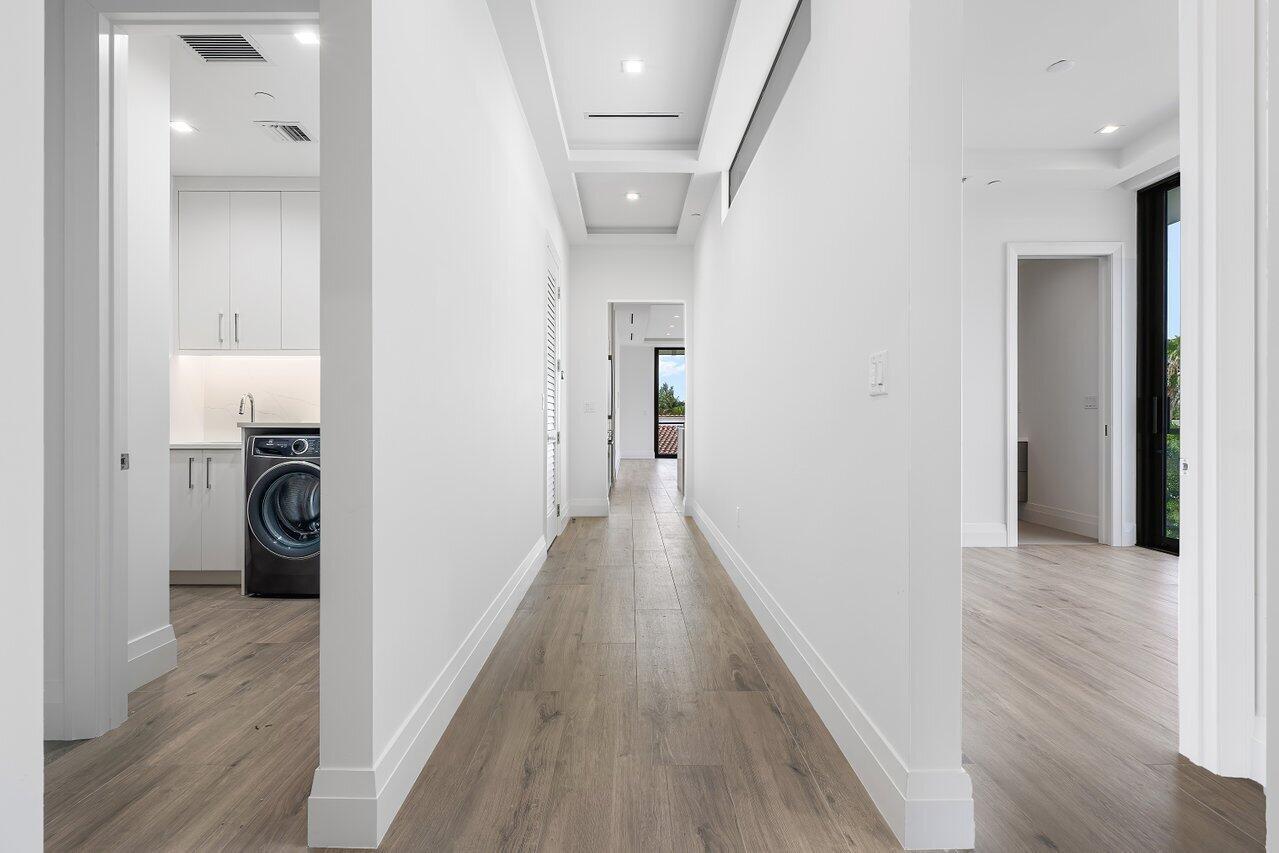 1177 MODERNE - Residential