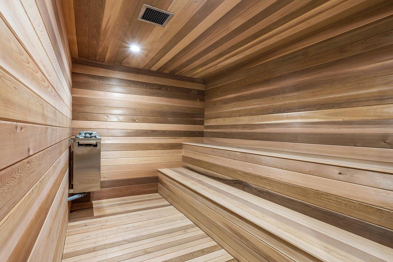 1177 MODERNE - Residential