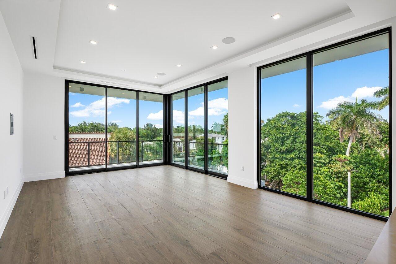 1177 MODERNE - Residential