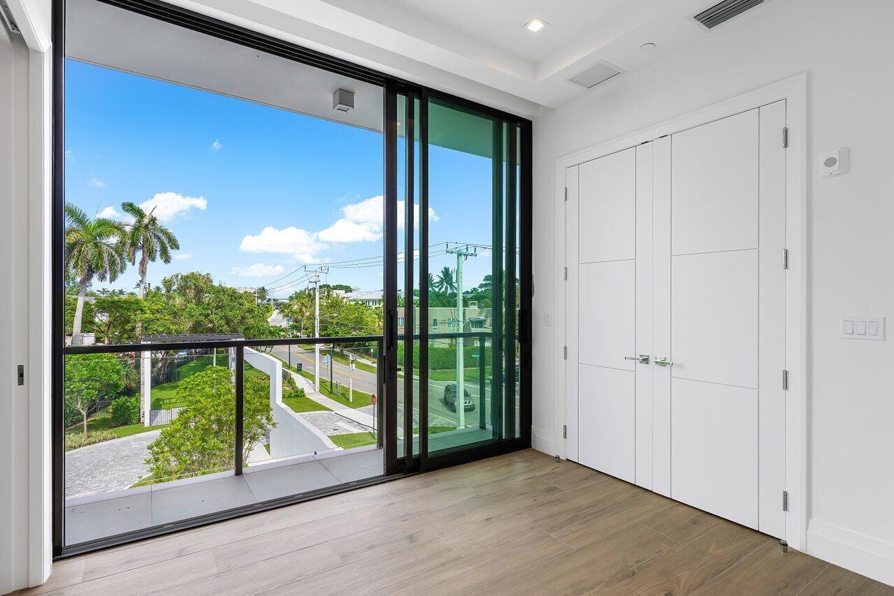 1177 MODERNE - Residential